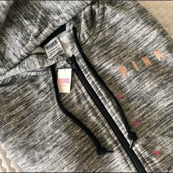 💗PINK VS 🌟Star Bling ✨Hoodie💗 - Picture 12 of 16